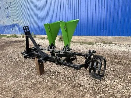 Чеснокосажалка (сеялка чеснока) двухрядная