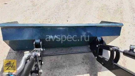 Трактор LOVOL TE 244 без каб c погрузчиком Феникс ПФН