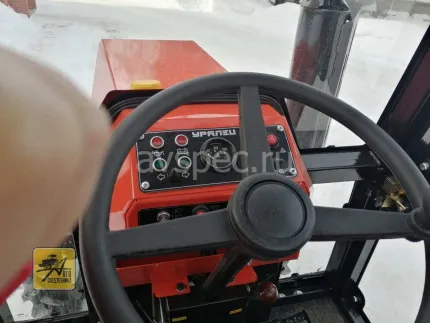Минитрактор Уралец 254 с кабиной КПП с боку