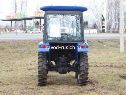 Трактор Четрпиллер XT-404 с кабиной